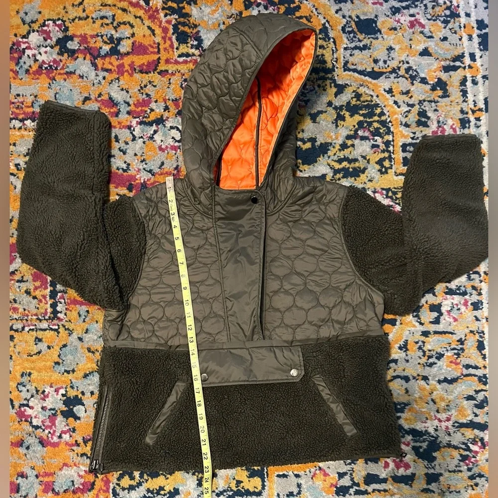 Veronica Beard Leo Sherpa Quilted Pullover - Picture 8 of 11